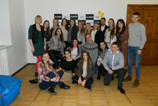 Auganti ekonomika laukia profesionalių ekonomistų