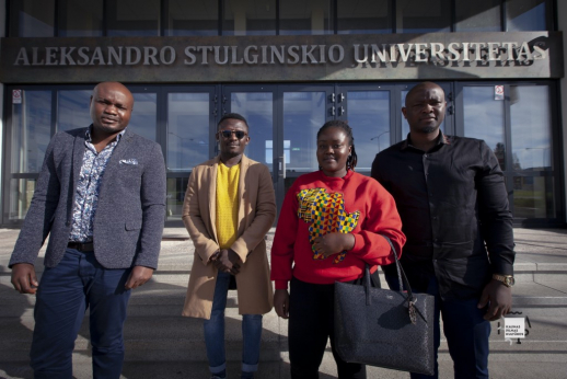 Dėl kokių priežasčių studijas ASU renkasi studentai iš tolimojo užsienio?