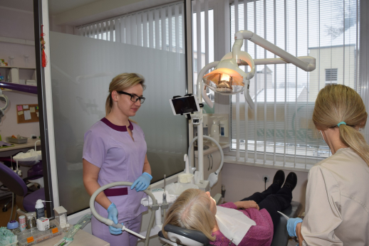 Odontologinės priežiūros specialistai reikalingi visur Odontologinės priežiūros specialistai reikalingi visur