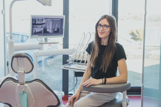 Burnos higienistė: esame lygiaverčiai odontologijos klinikų komandos nariai