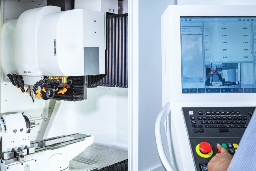 CNC staklininko profesijos realybė – dirba su „baltomis“ pirštinėmis CNC staklininko profesijos realybė – dirba su „baltomis“ pirštinėmis