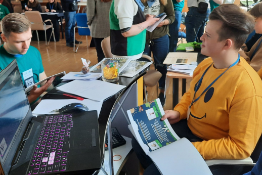 Utenos kolegijos studentas pripažintas geriausiu vadybininku