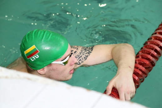 LSU alumnui pasaulio žmonių su negalia plaukimo čempionate – antras medalis