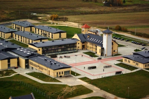 Pasieniečių mokykla kviečia jaunuolius rinktis pasieniečio profesiją Pasieniečių mokykla kviečia jaunuolius rinktis pasieniečio profesiją