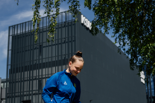 Profesionalią futbolininkę palaiko KSU