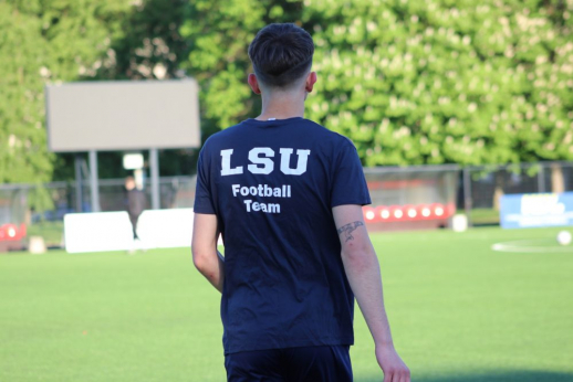 Išskirtinė galimybė LSU futbolo specializantams – UEFA trenerio licencijos Išskirtinė galimybė LSU futbolo specializantams – UEFA trenerio licencijos