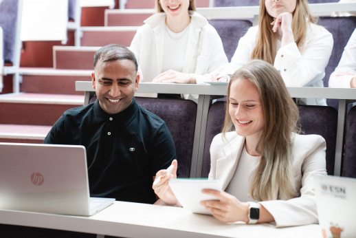 Verslo vadyba: studijos, atveriančios kelią į šiuolaikinio verslo pasaulį