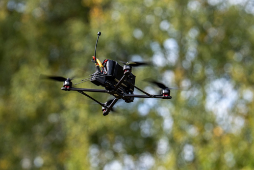 LKA kariūnai – pirmosios vietos laimėtojai kariuomenės dronų varžybose. LKA kariūnai – pirmosios vietos laimėtojai kariuomenės dronų varžybose.