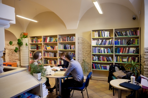 Studijas ISM dažniau renkasi ne tik lietuviai Studijas ISM dažniau renkasi ne tik lietuviai