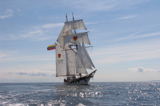 KU laivas dalyvauja Baltic Tall Ships Regatta 2015