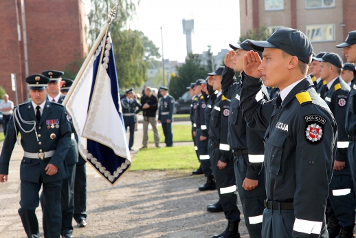LIETUVOS POLICIJOS MOKYKLA LAUKIA JŪSŲ