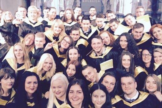 Studijas užbaigė bendra asmenuke Studijas užbaigė bendra asmenuke