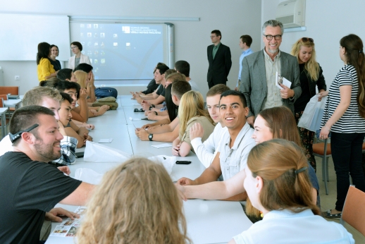 Kodėl studentai iš Kalifornijos veržiasi į VGTU? Kodėl studentai iš Kalifornijos veržiasi į VGTU?