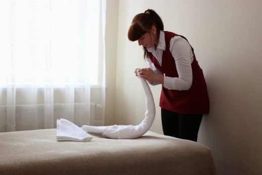 Viešbučio darbuotojas - universali profesija Viešbučio darbuotojas - universali profesija