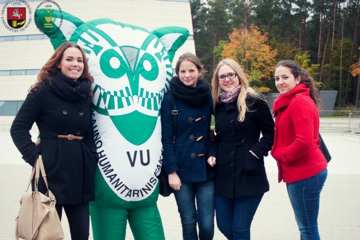 Tapkite studentu vienai dienai!