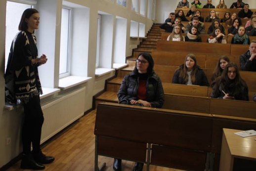 Paskaita moksleiviams apie Jurgio Kunčino romaną 