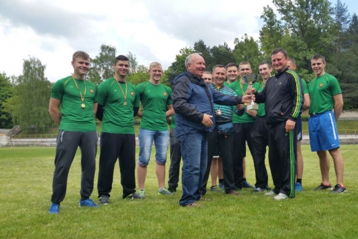 Pasieniečių mokyklos kursantai sportiškiausi