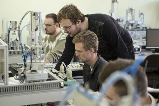 
Įdomios Elektronikos inžinerijos studijos