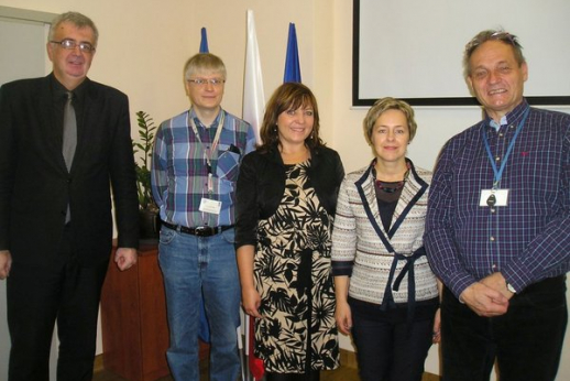 VU KHF pristatytas M.Koperniko universitete 