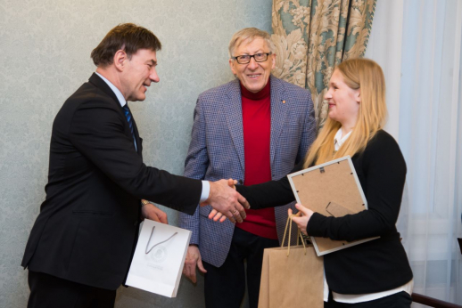 VDU studentams įteiktos vardinės stipendijos