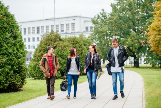 Ką turi žinoti gavusieji kvietimą studijuoti ASU Ką turi žinoti gavusieji kvietimą studijuoti ASU