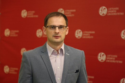 Pomėgis krepšiniui vedė į sporto vadybos studijas 