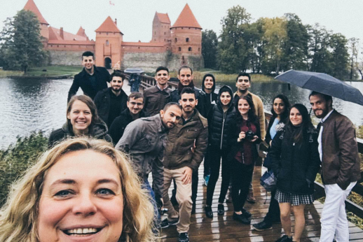 Karo išvarginti studentai prieglobstį rado LCC Karo išvarginti studentai prieglobstį rado LCC